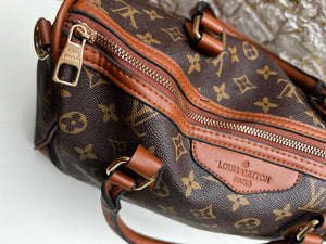 Louis Vuitton – Handbag