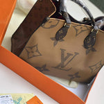 Louis Vuitton – Tote bag