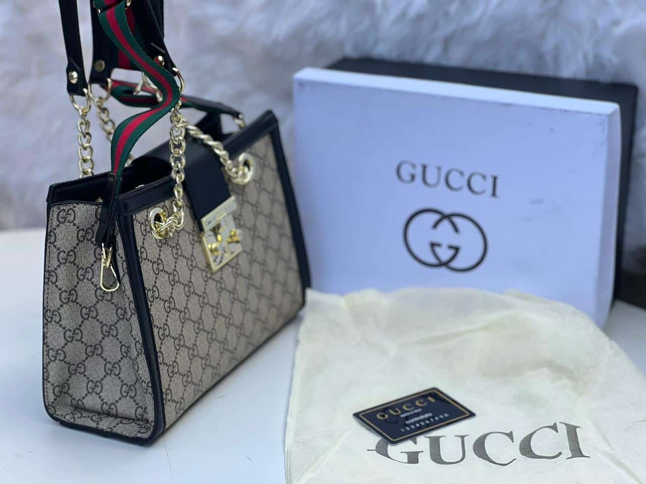 Gucci – Chain Bag