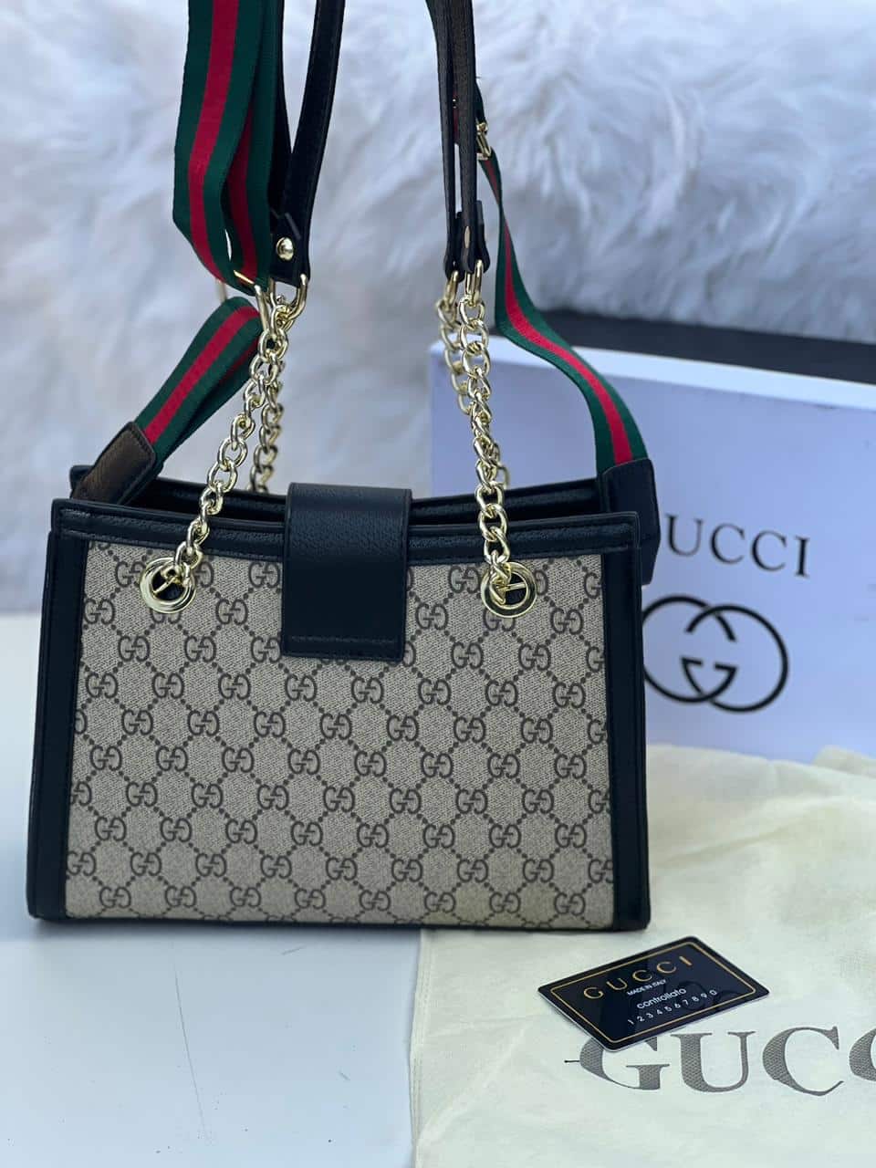 Gucci – Chain Bag